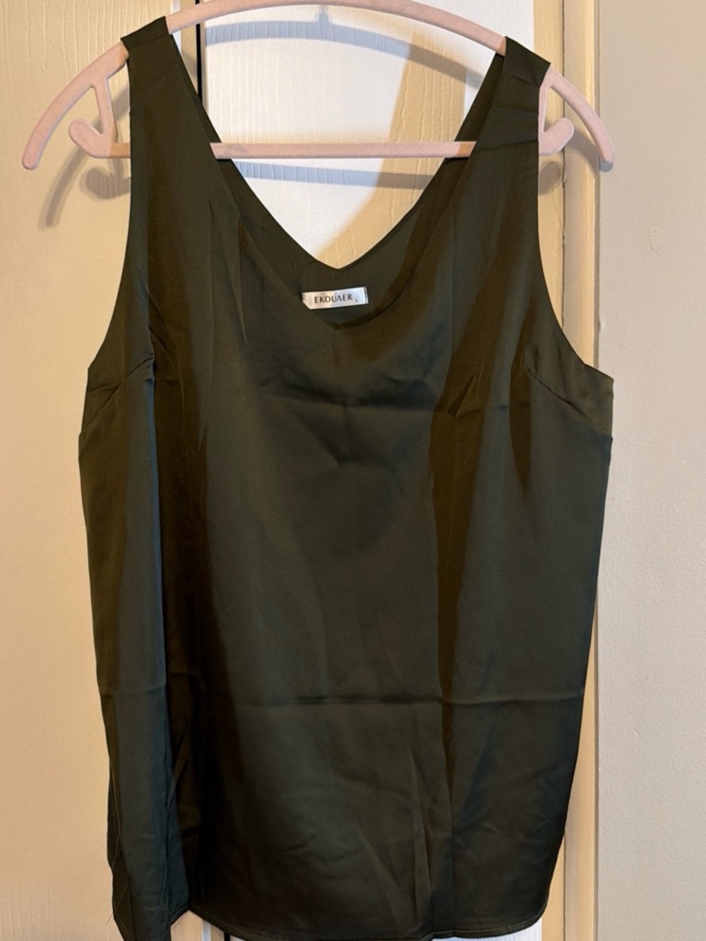 EKOJÄR Olive Green V-Neck Satin Camisole
